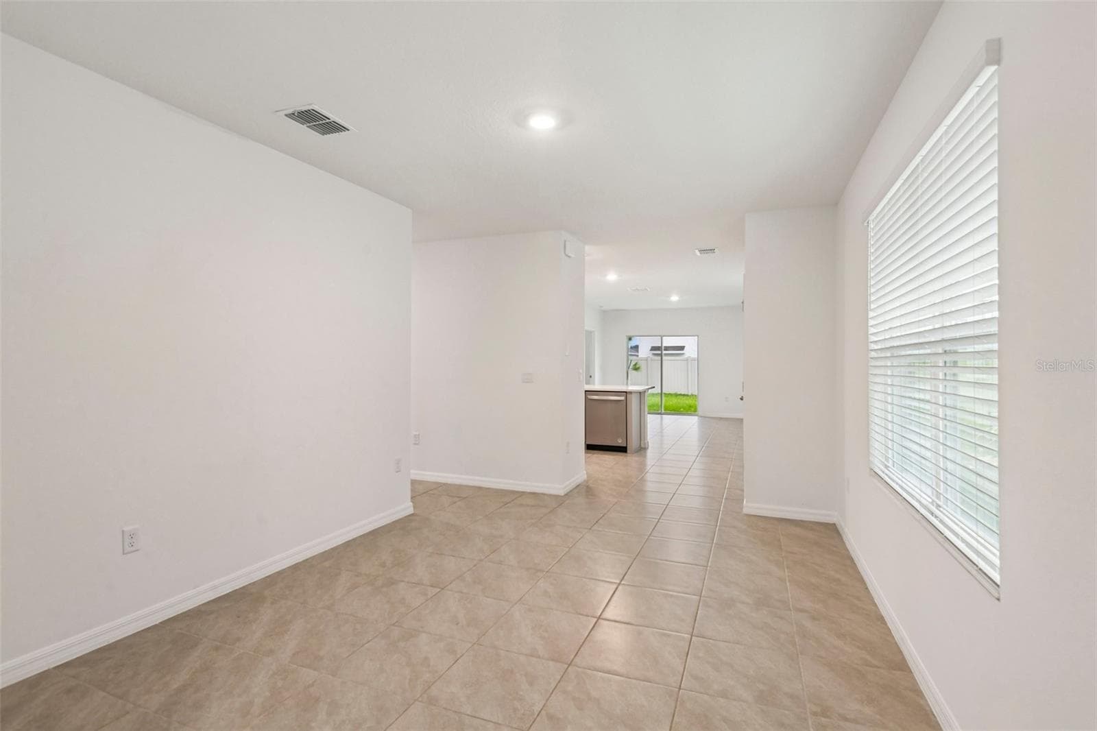 Single Family Residence at 33319 DARLEY DALE TRL, WESLEY CHAPEL, photo 4 of 26