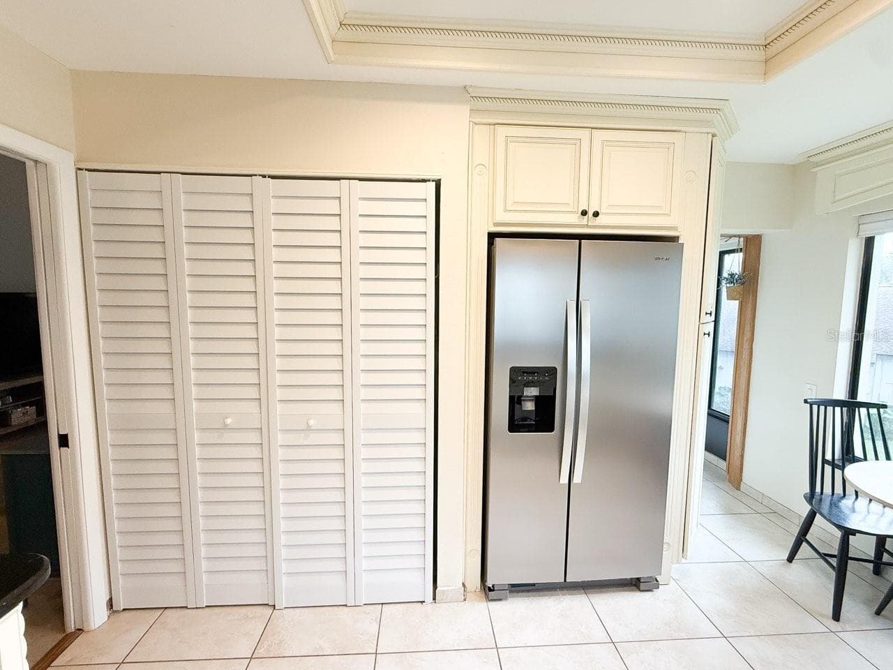 New Whirpool Refrigerator - 1816 LAKE CYPRESS DR #1816, SAFETY HARBOR
