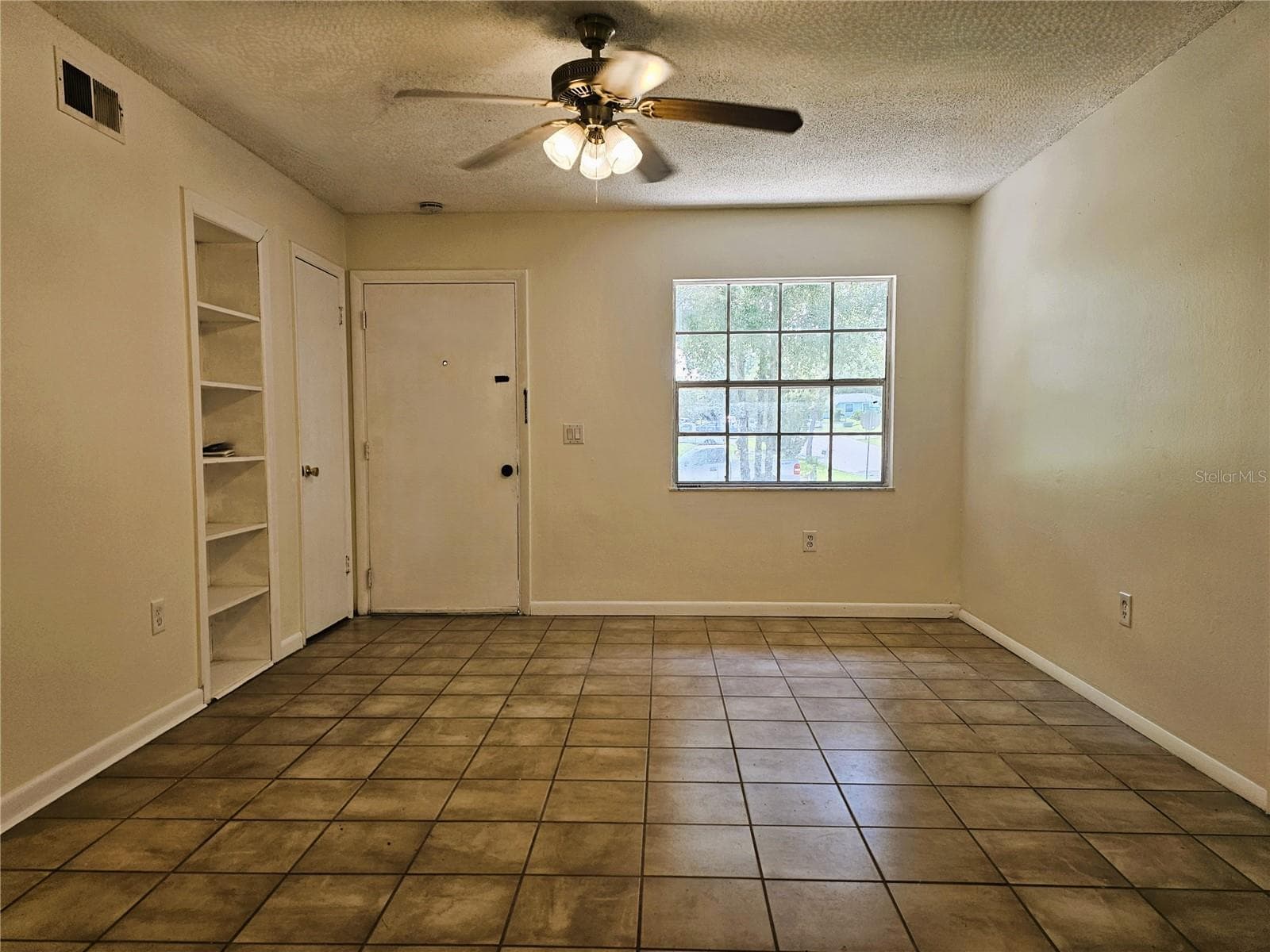 Single Family Residence at 5550 SAINT JOSEPH BLVD, ORLANDO, photo 3 of 27