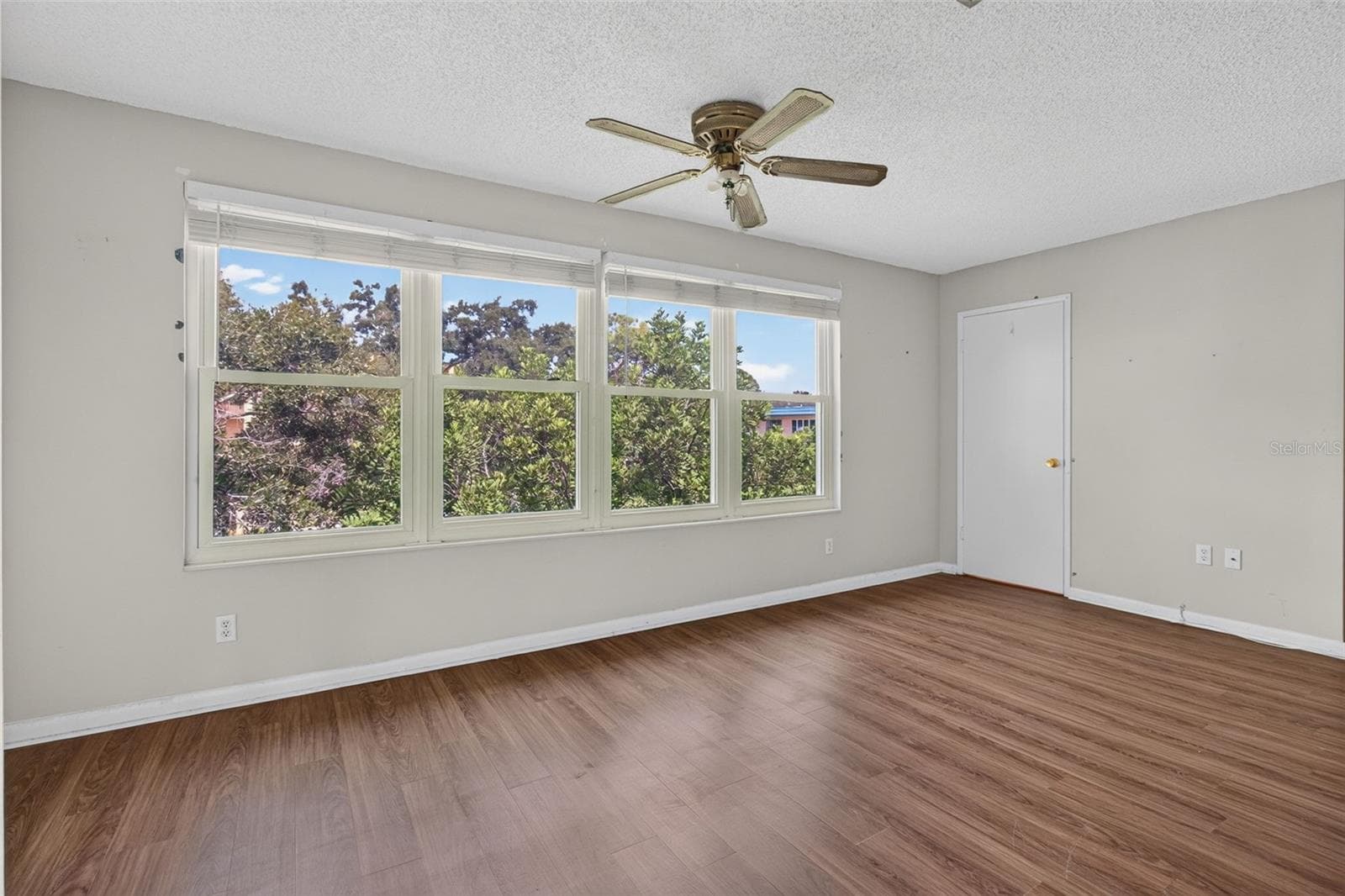 Condominium at 5750 80TH ST N #D307, ST PETERSBURG, photo 23 of 27