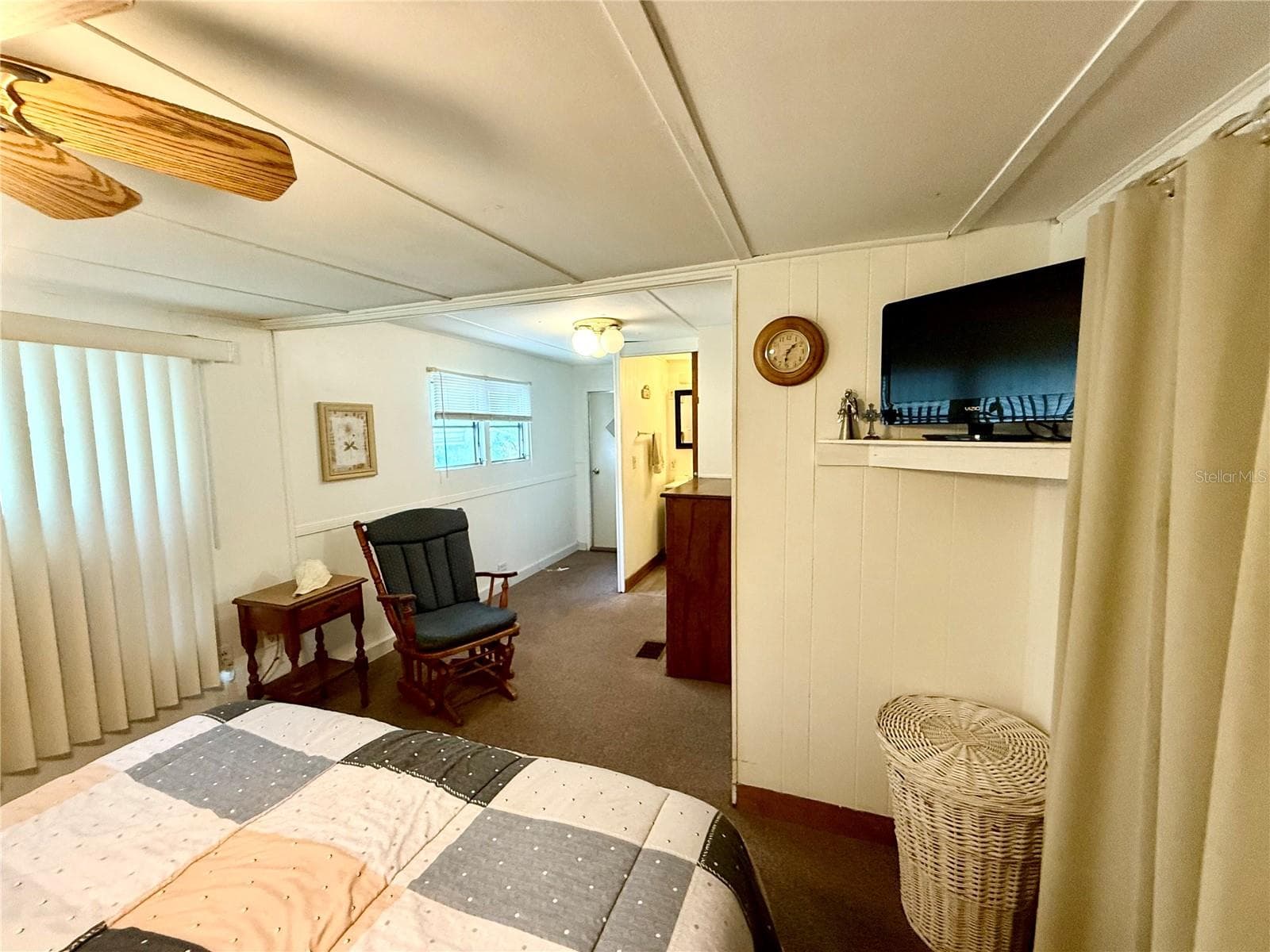 Primary Bedroom - 6035 RIDGEWOOD DR, ZEPHYRHILLS