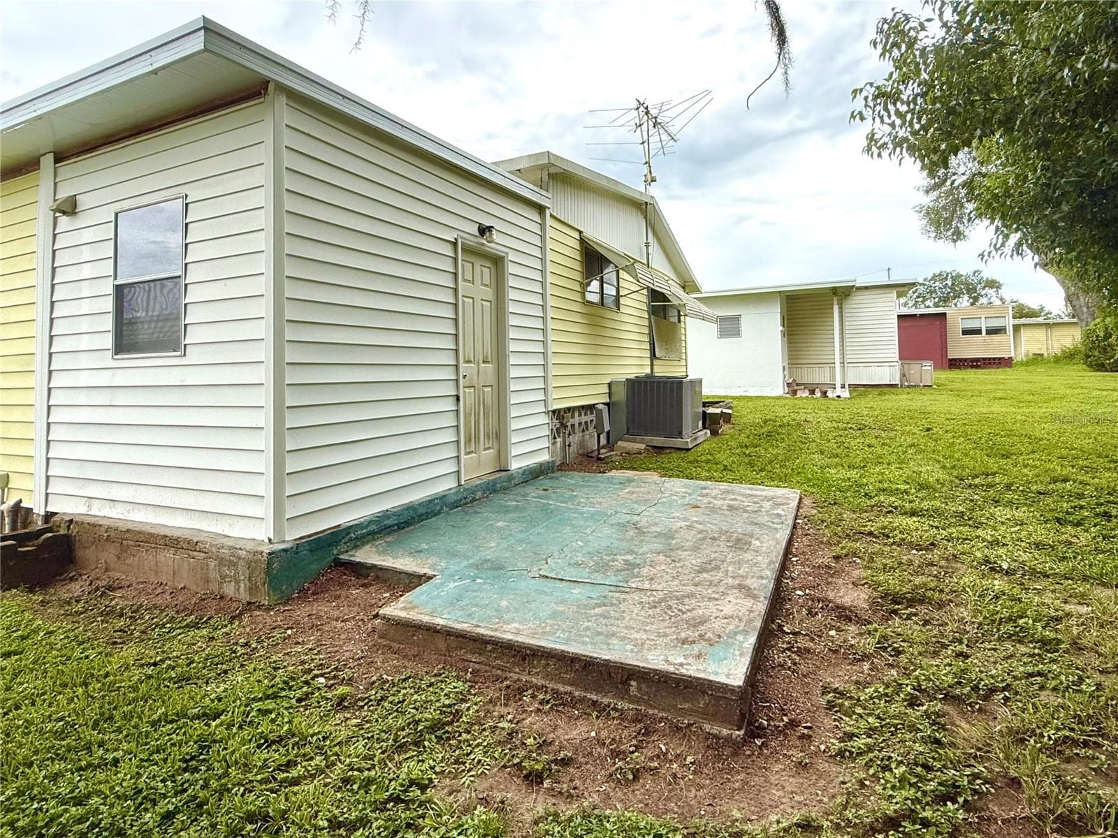 Exterior Rear - 6035 RIDGEWOOD DR, ZEPHYRHILLS