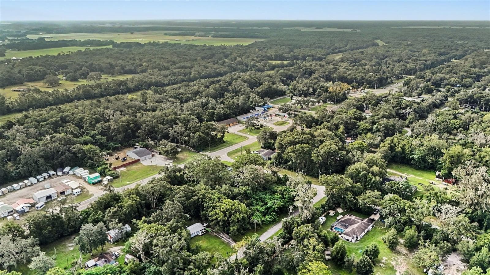 Single Family Residence at 1014 ROOSEVELT AVE, BROOKSVILLE, photo 29 of 32