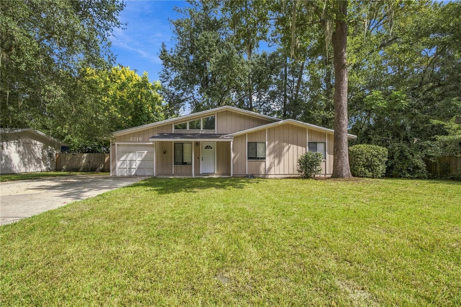 4319 NW 29TH TER