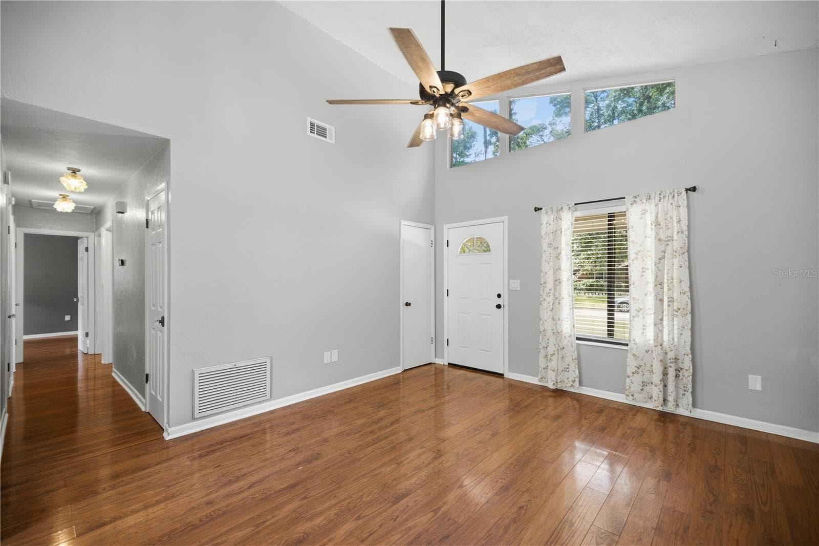 Front Door/Living Room/Hallway - 4319 NW 29TH TER, GAINESVILLE