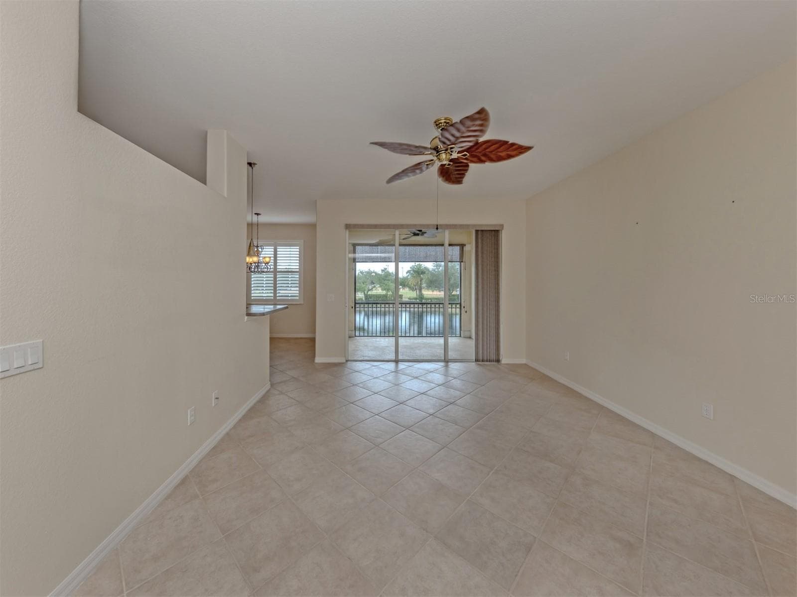 Condominium at 940 COOPER ST #202, VENICE, photo 5 of 57