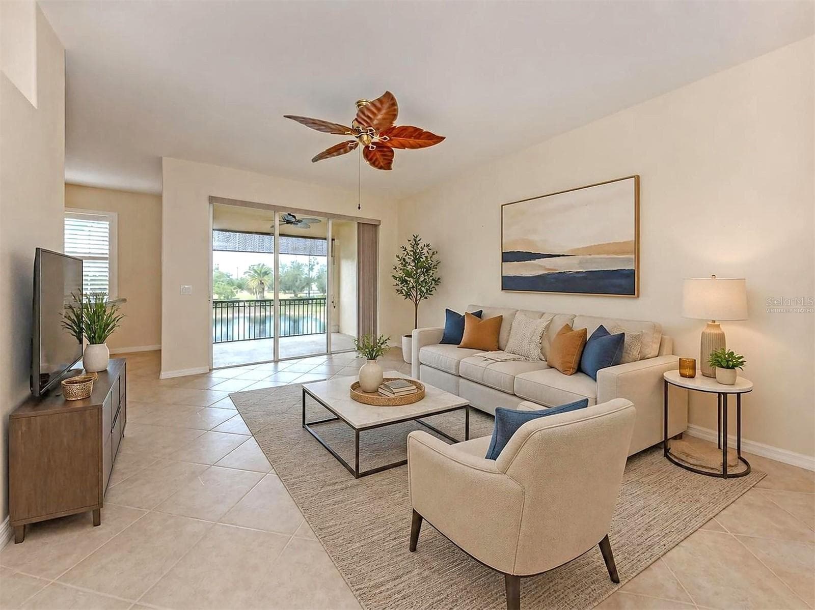 Virtually Staged - 940 COOPER ST #202, VENICE
