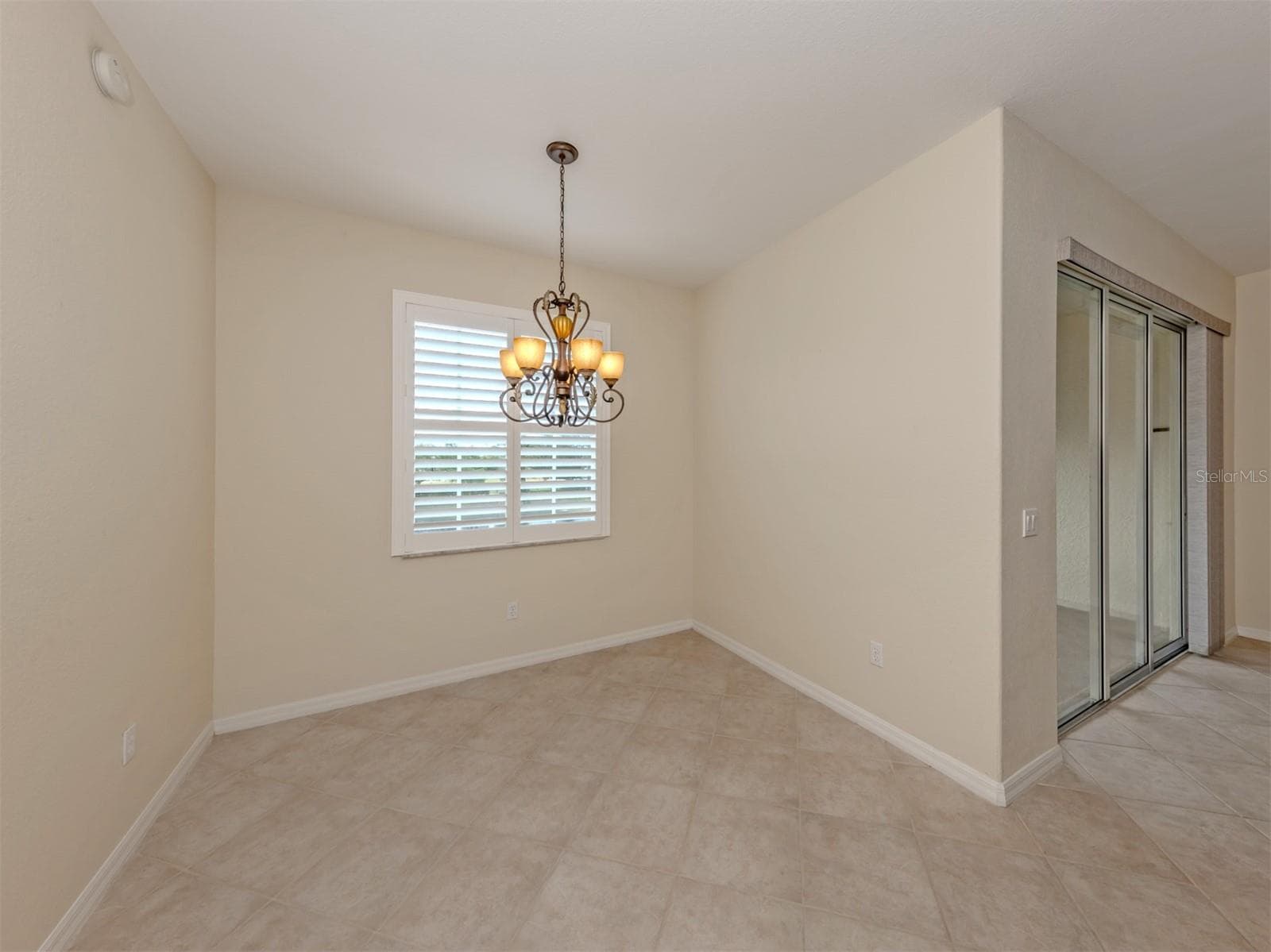 Condominium at 940 COOPER ST #202, VENICE, photo 13 of 57