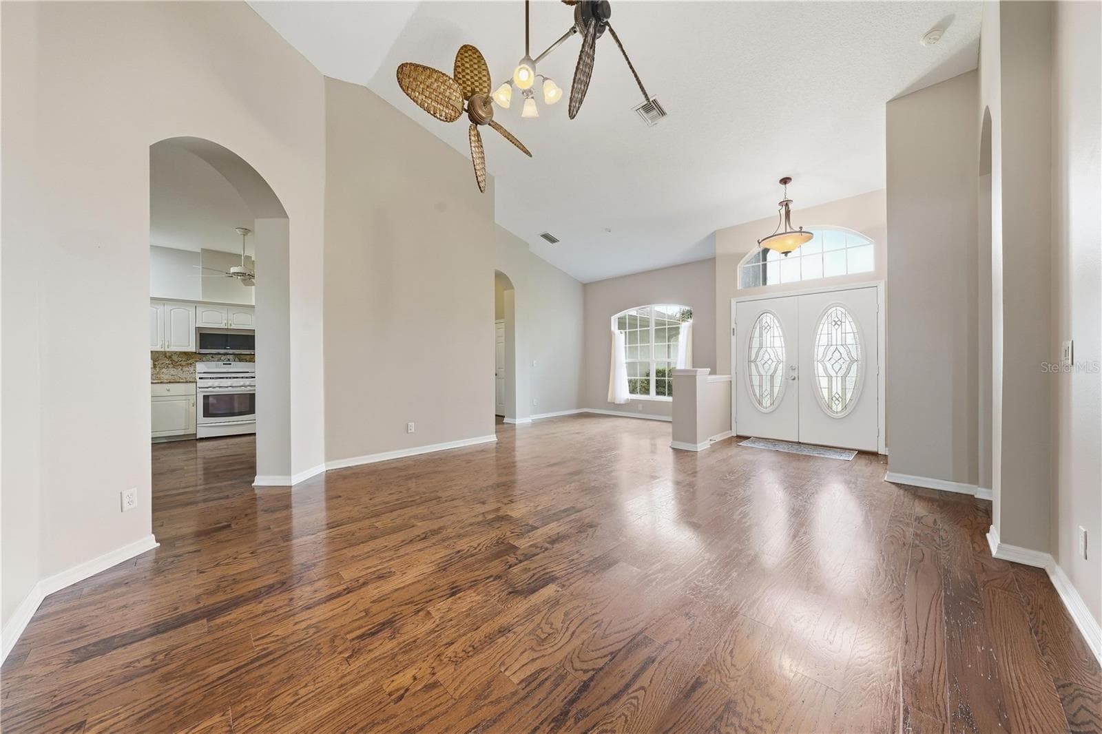 Single Family Residence at 5127 AURORA DR, LEESBURG, photo 10 of 54