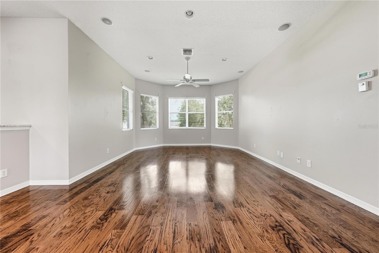Single Family Residence at 5127 AURORA DR, LEESBURG, photo 17 of 54