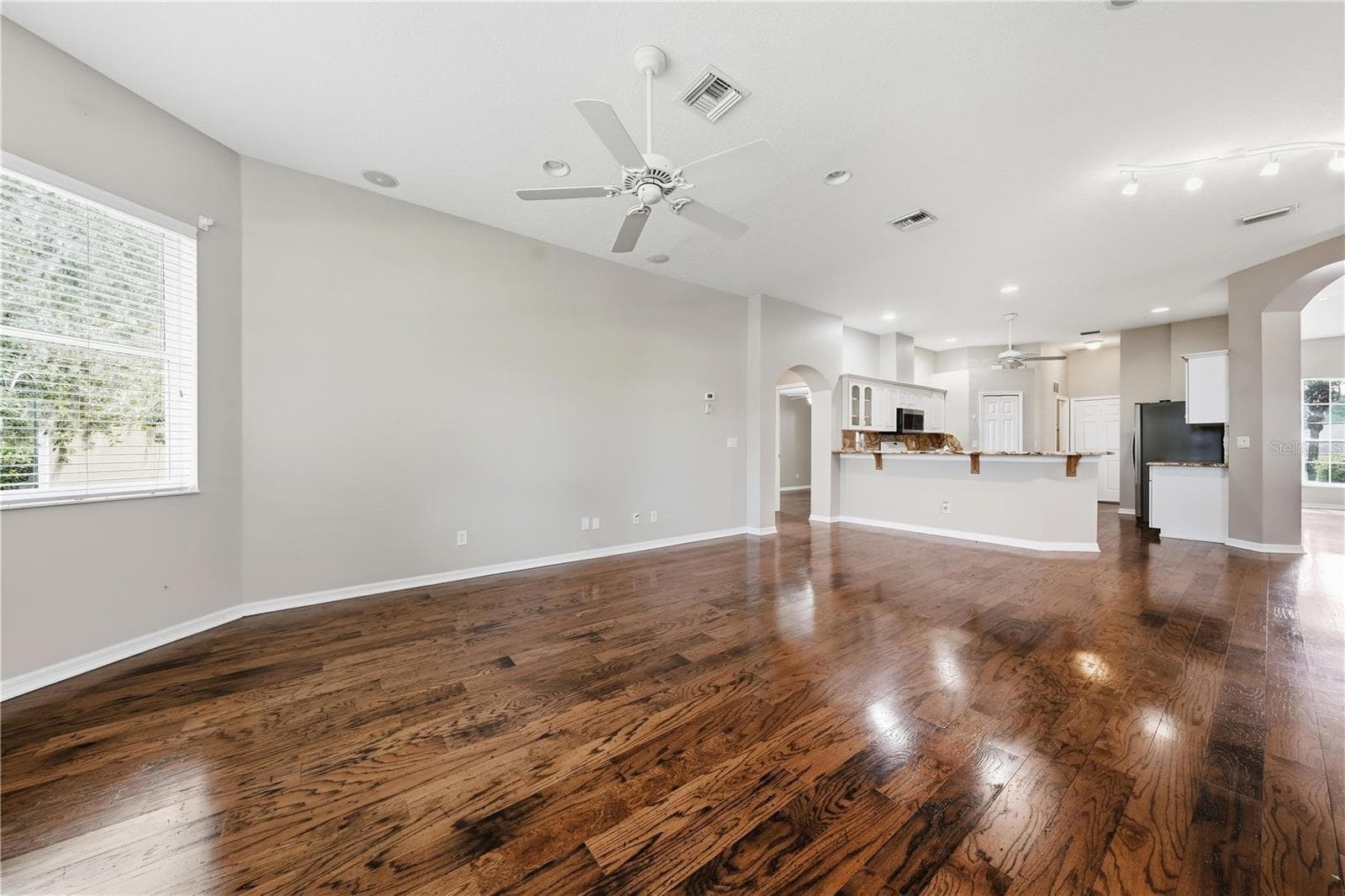 Single Family Residence at 5127 AURORA DR, LEESBURG, photo 18 of 54