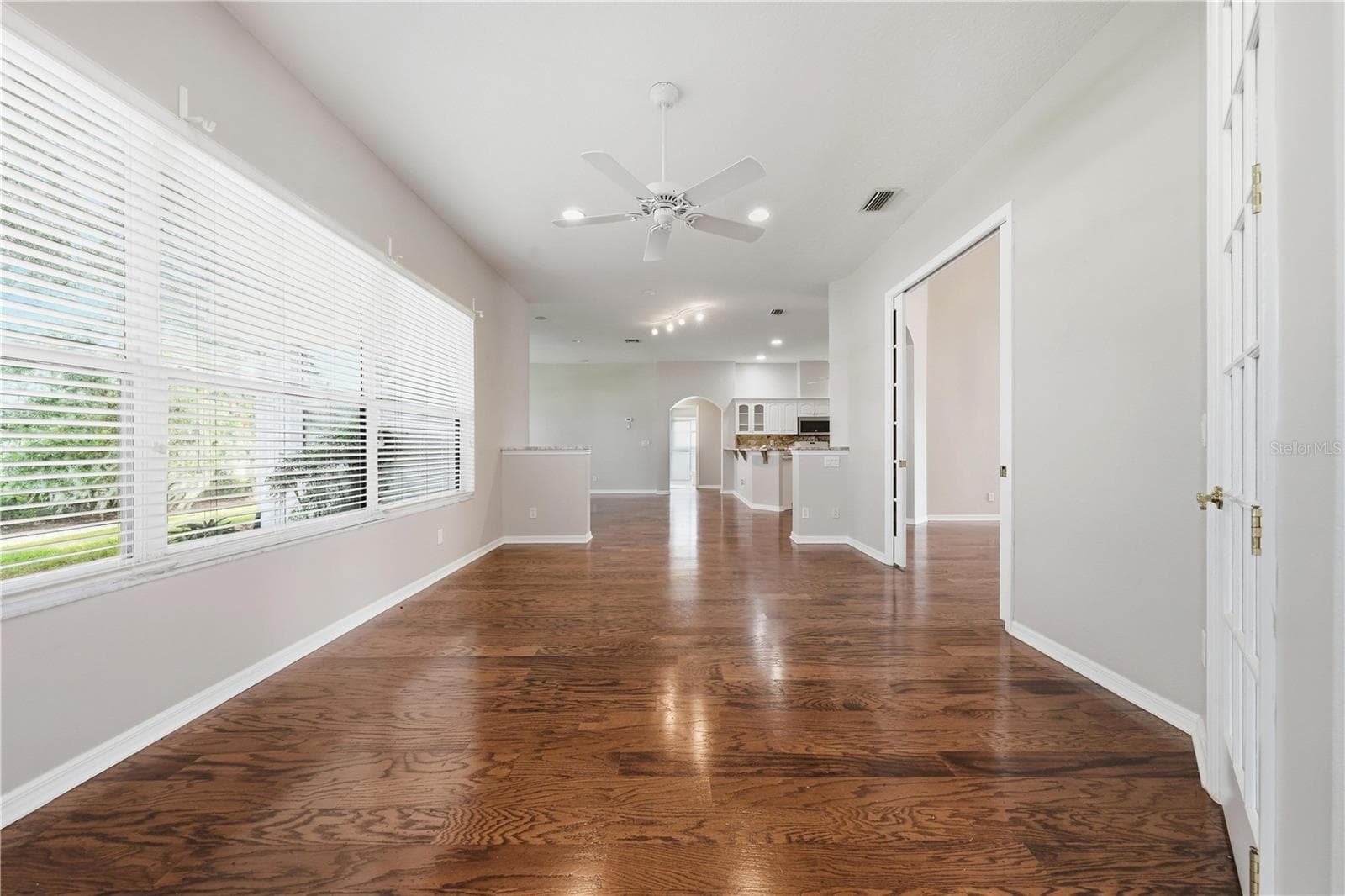 Single Family Residence at 5127 AURORA DR, LEESBURG, photo 21 of 54