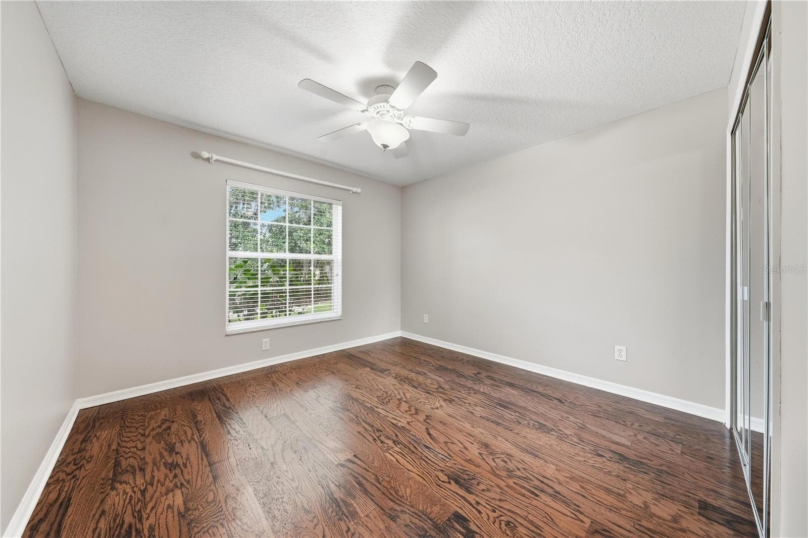 Single Family Residence at 5127 AURORA DR, LEESBURG, photo 37 of 54