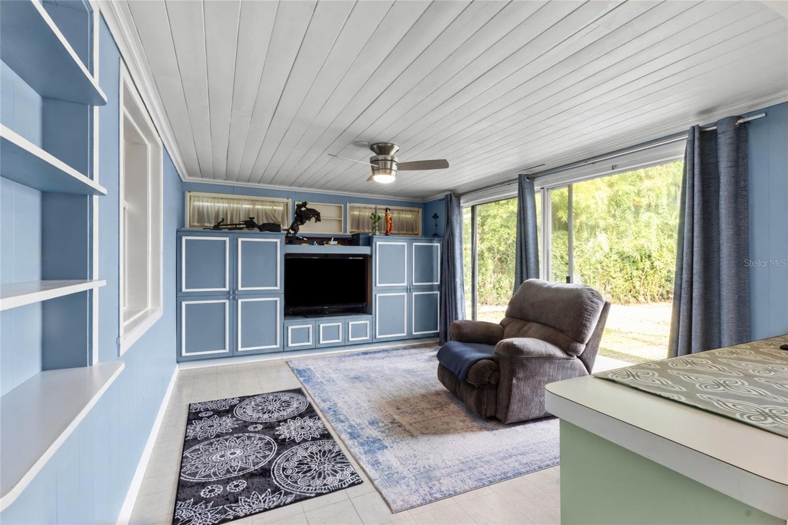 Single Family Residence at 508 VALENCIA RD, VENICE, photo 5 of 30