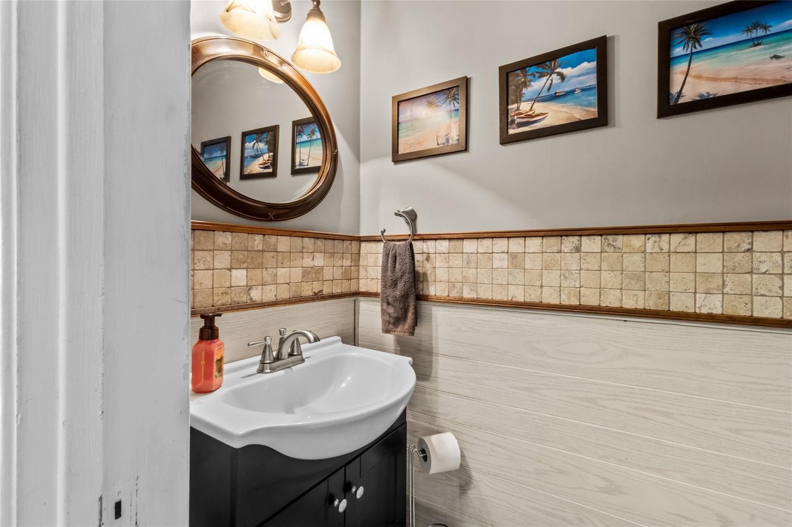 Single Family Residence at 508 VALENCIA RD, VENICE, photo 15 of 30