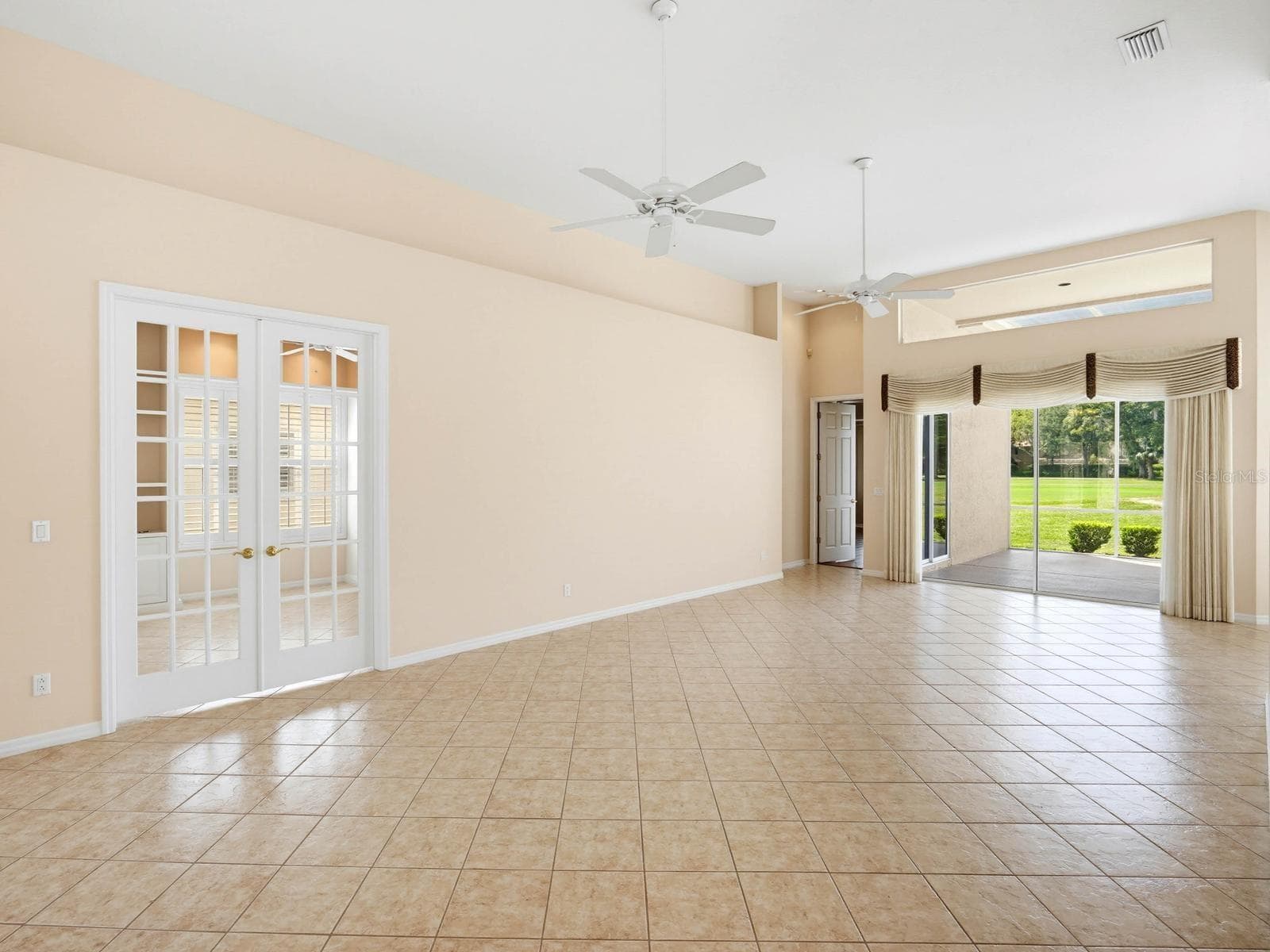 Single Family Residence at 3944 SILK OAK LN, PALM HARBOR, photo 11 of 57