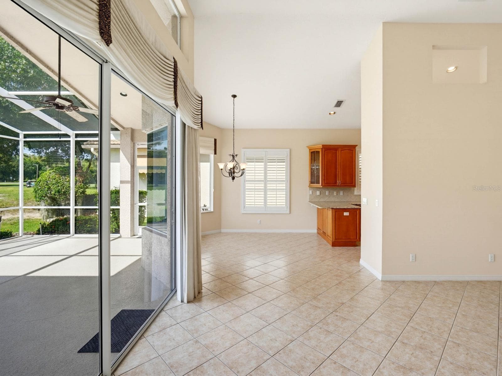 Single Family Residence at 3944 SILK OAK LN, PALM HARBOR, photo 19 of 57
