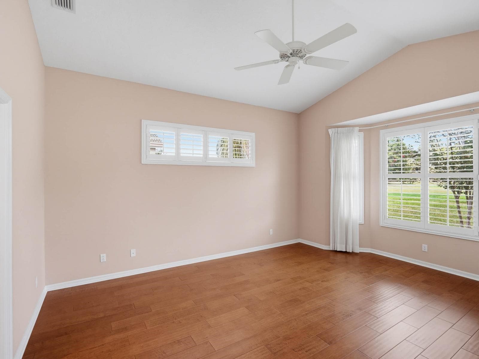Single Family Residence at 3944 SILK OAK LN, PALM HARBOR, photo 33 of 57
