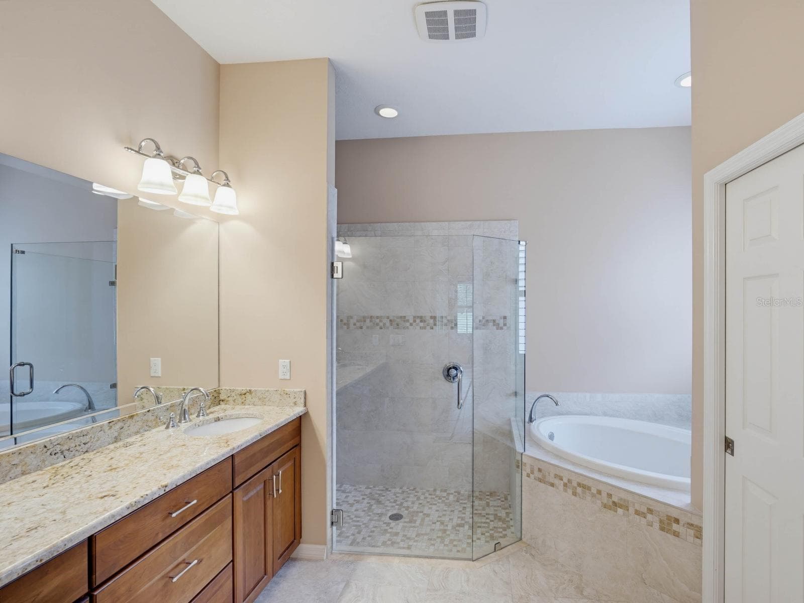 Single Family Residence at 3944 SILK OAK LN, PALM HARBOR, photo 35 of 57