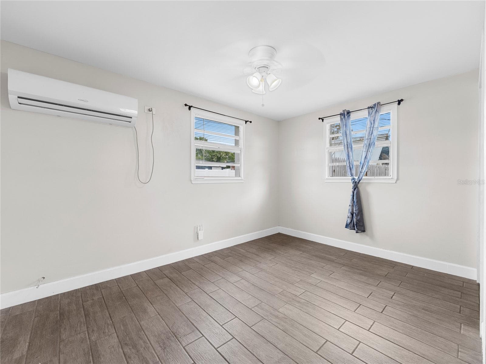 Single Family Residence at 4535 W MINNEHAHA ST, TAMPA, photo 21 of 30
