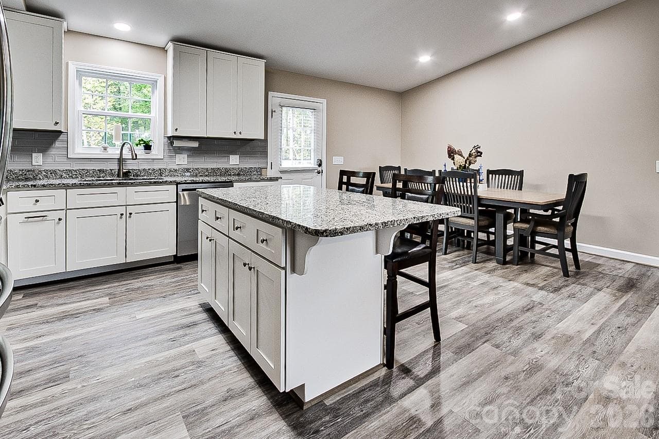 Single Family Residence at 4434 New Hope Church Road, Asheboro, photo 10 of 25