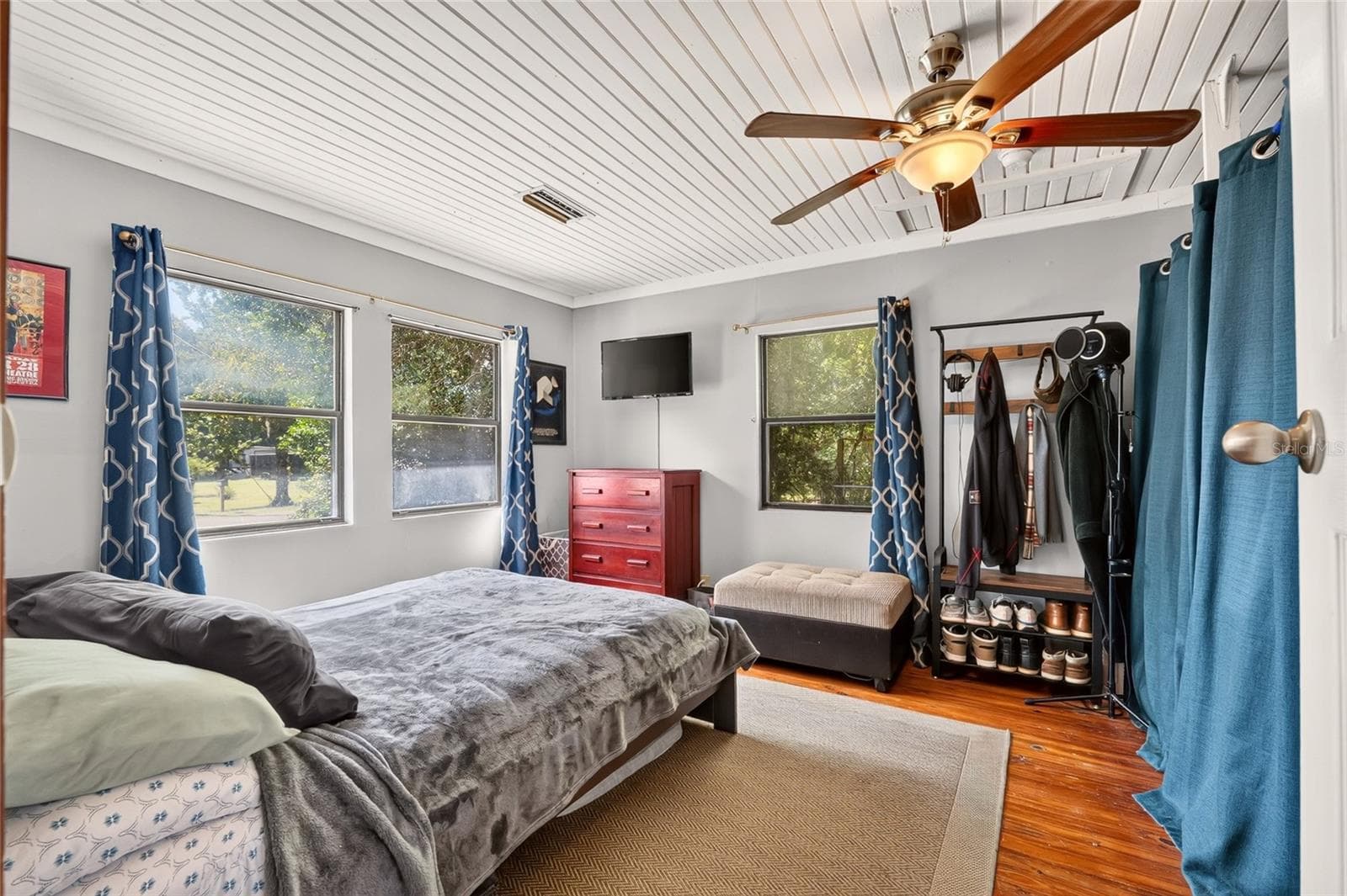 Single Family Residence at 16486 SW 133RD AVE, ARCHER, photo 8 of 19
