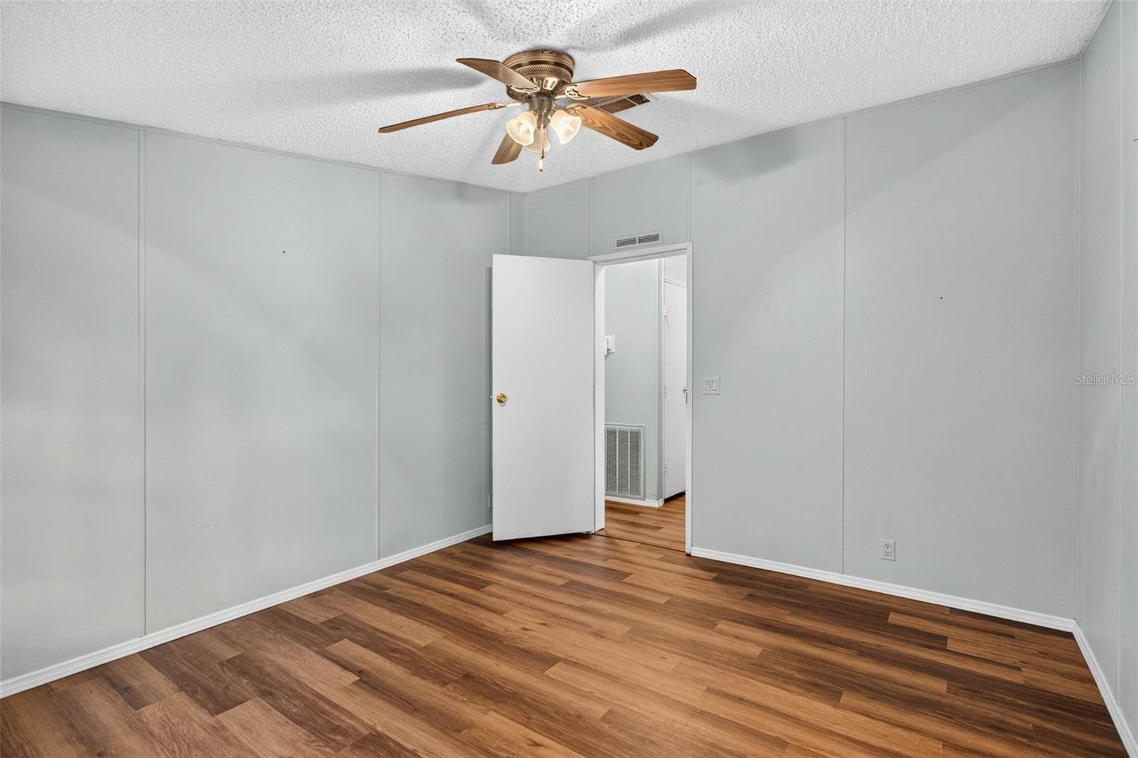 Manufactured Home at 7305 TIMBER CREST LN, ZEPHYRHILLS, photo 22 of 52