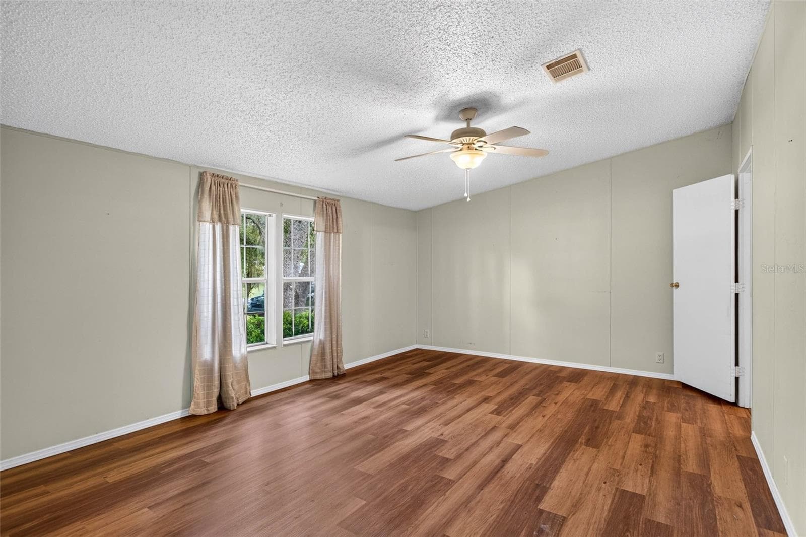 Manufactured Home at 7305 TIMBER CREST LN, ZEPHYRHILLS, photo 26 of 52