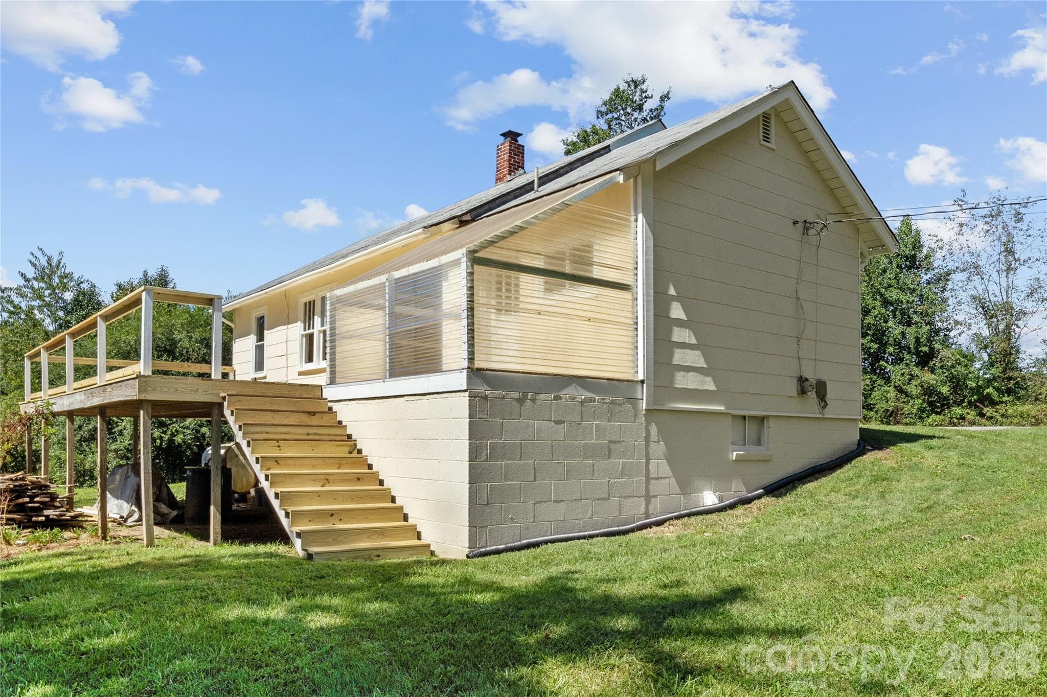 Single Family Residence at 1110 N Ridge Road, Hendersonville, photo 19 of 19