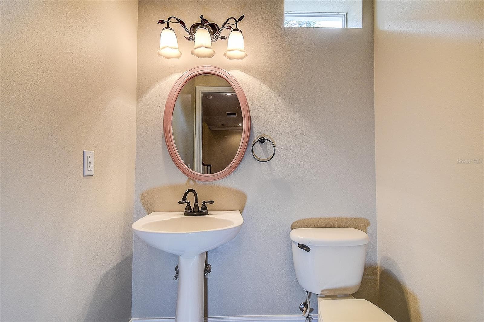 Townhouse at 1266 RIBOLLA DR, PALM HARBOR, photo 16 of 50