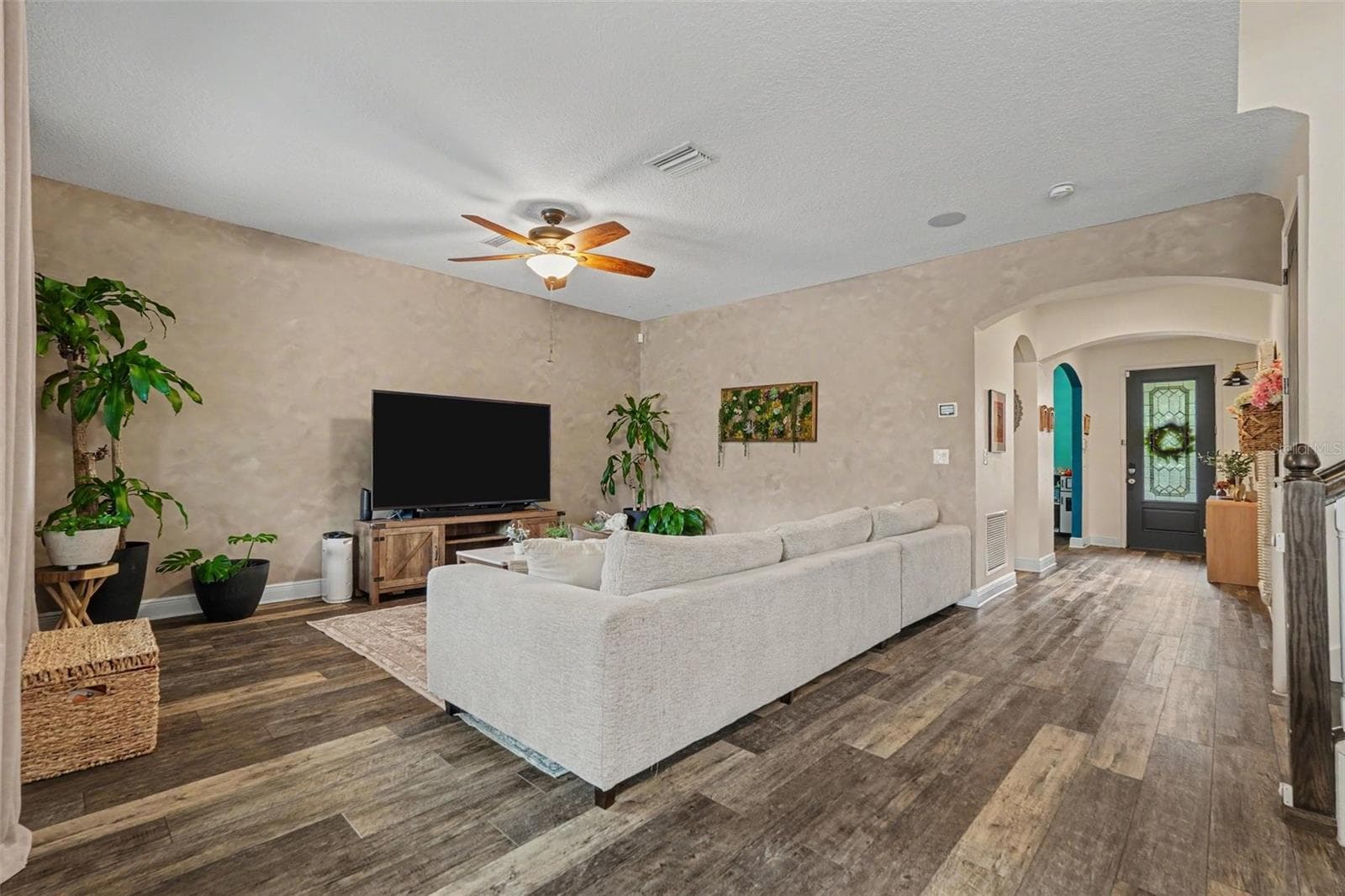 Single Family Residence at 112 ELINA SKY DR, SEFFNER, photo 9 of 41