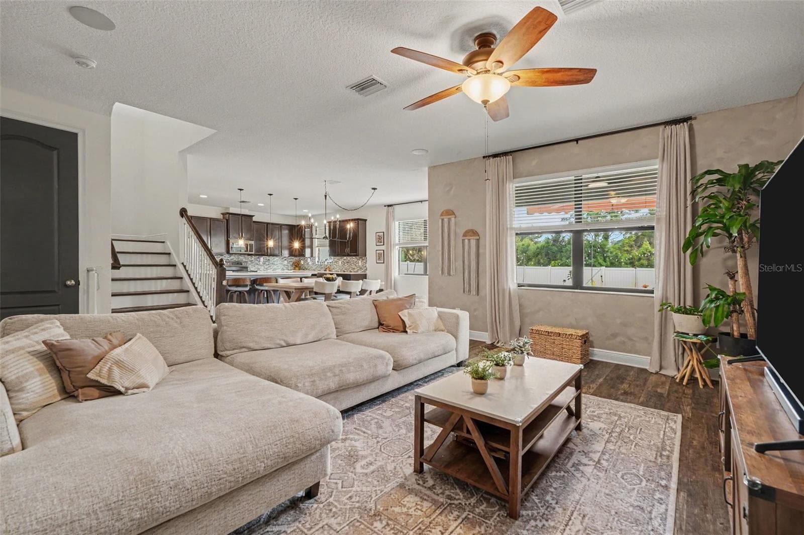 Single Family Residence at 112 ELINA SKY DR, SEFFNER, photo 10 of 41