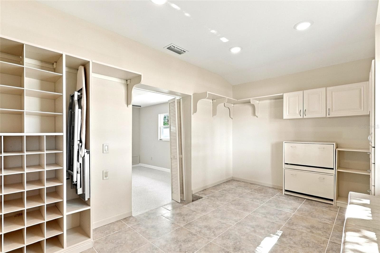Single Family Residence at 725 S BAYSHORE BLVD, SAFETY HARBOR, photo 32 of 72