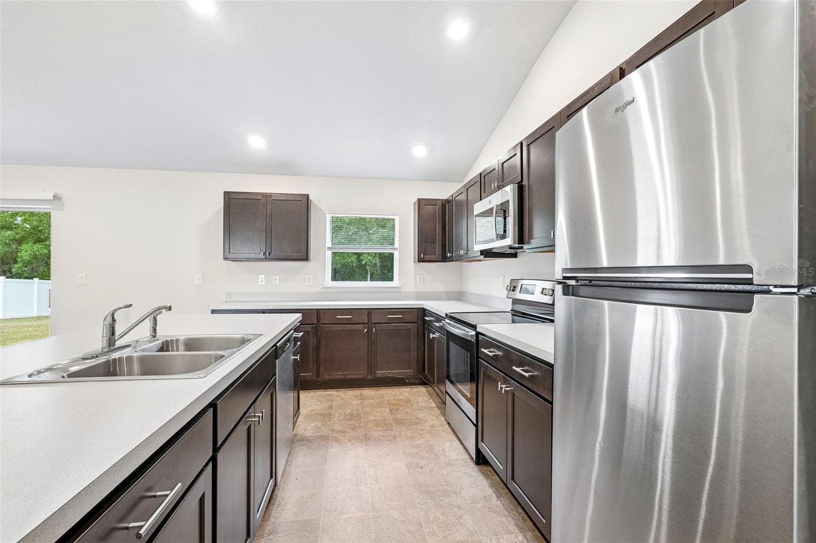 Single Family Residence at 15324 SW 60TH CIR, OCALA, photo 11 of 24
