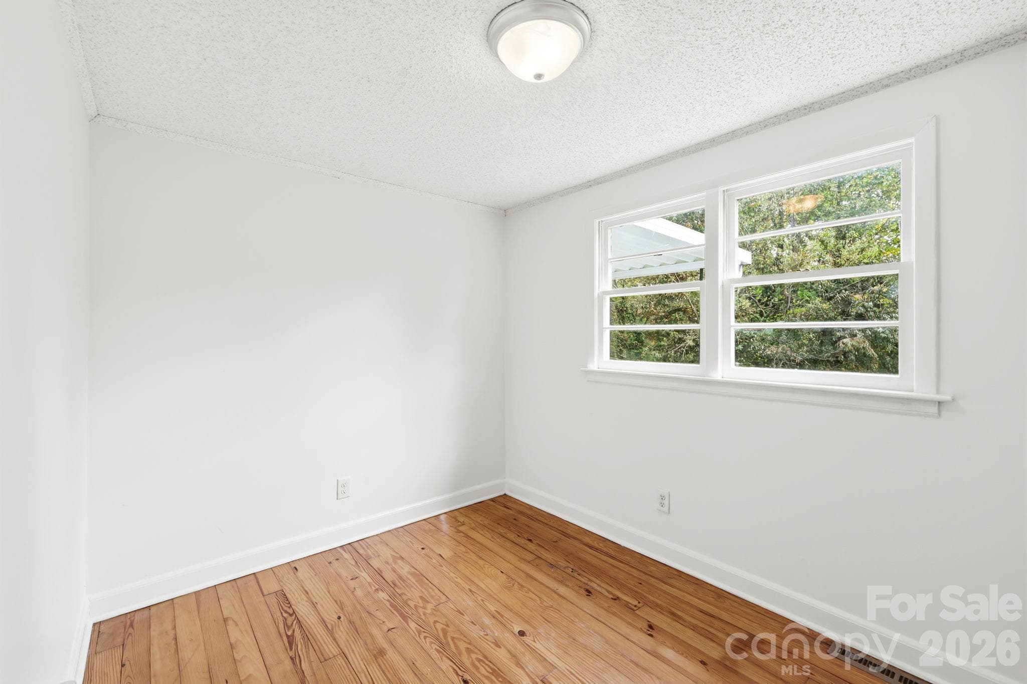 Single Family Residence at 111 Sherwood Road, Swannanoa, photo 21 of 48