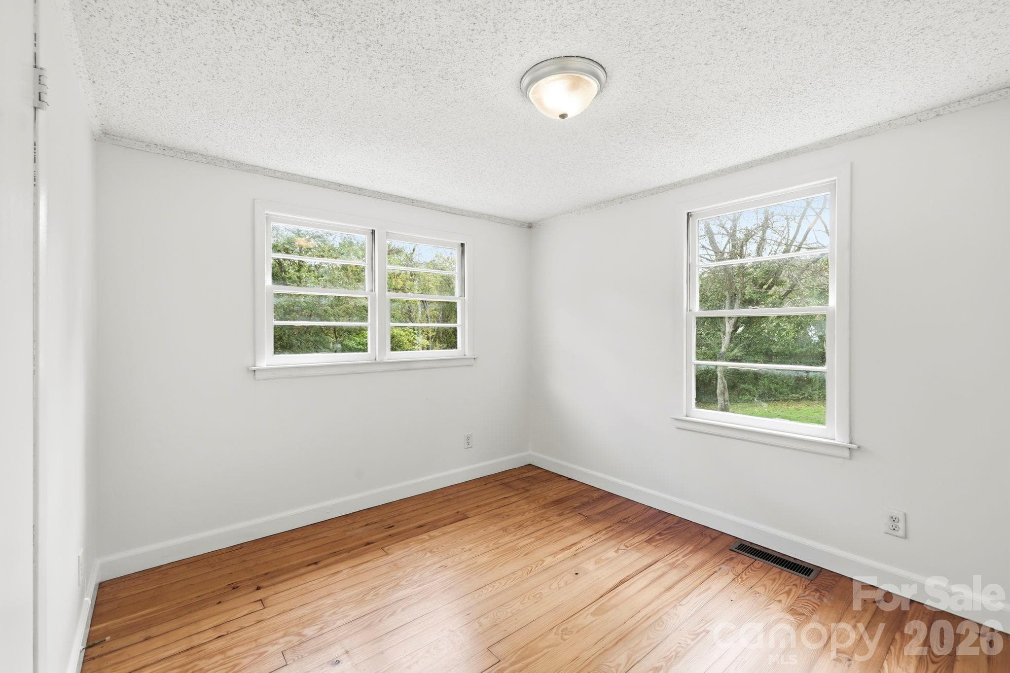 Single Family Residence at 111 Sherwood Road, Swannanoa, photo 23 of 48