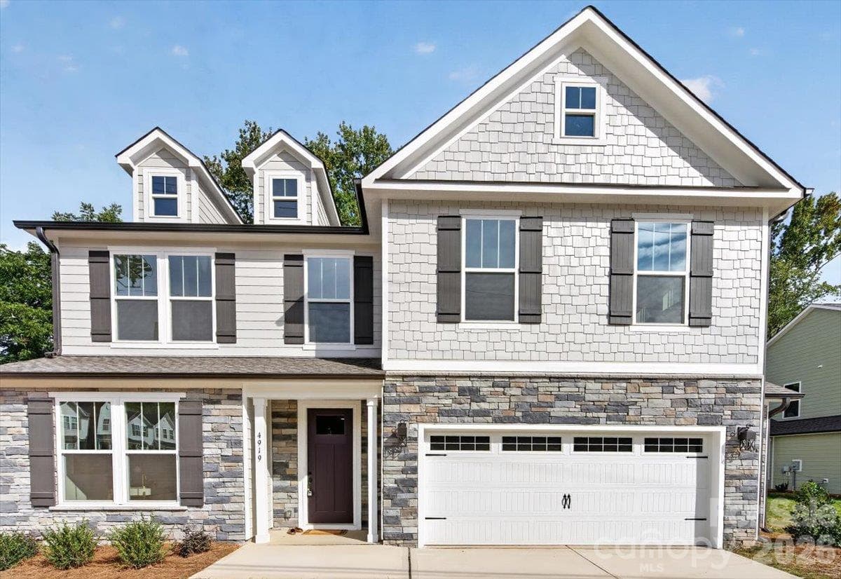 Single Family Residence at Matthews, photo 2 of 70