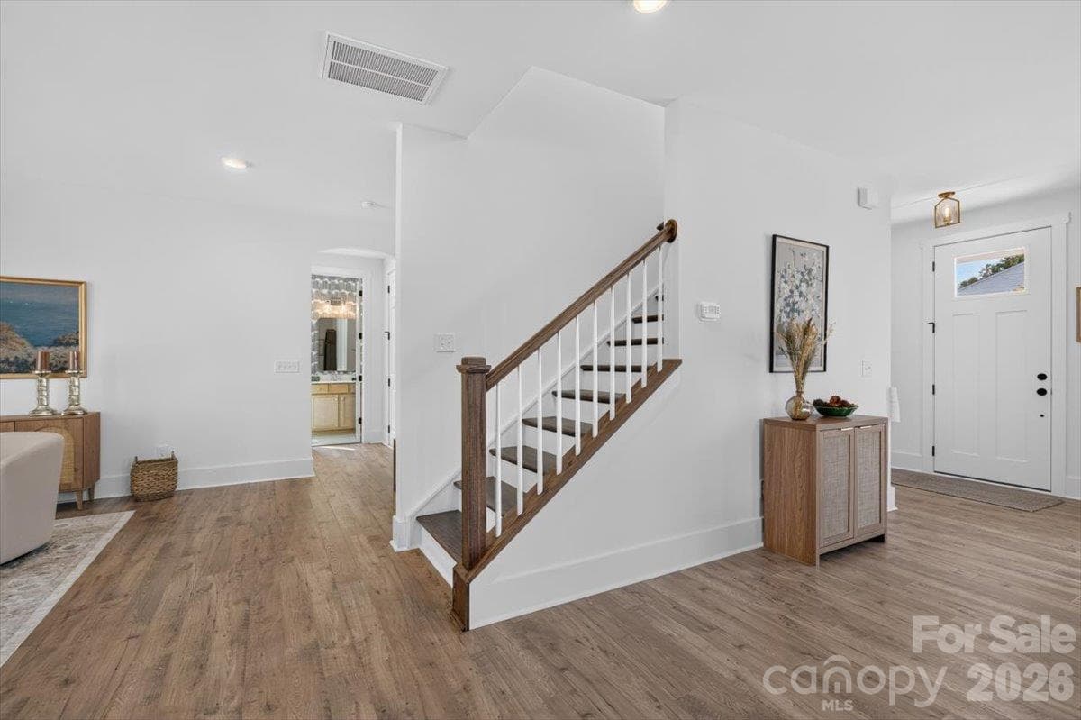 Single Family Residence at 4919 Potter Road, Matthews, photo 13 of 46