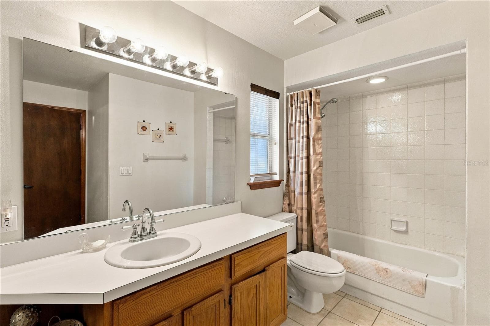 Bathroom 2 - 1539 HAWKESBURY CT, WINTER GARDEN