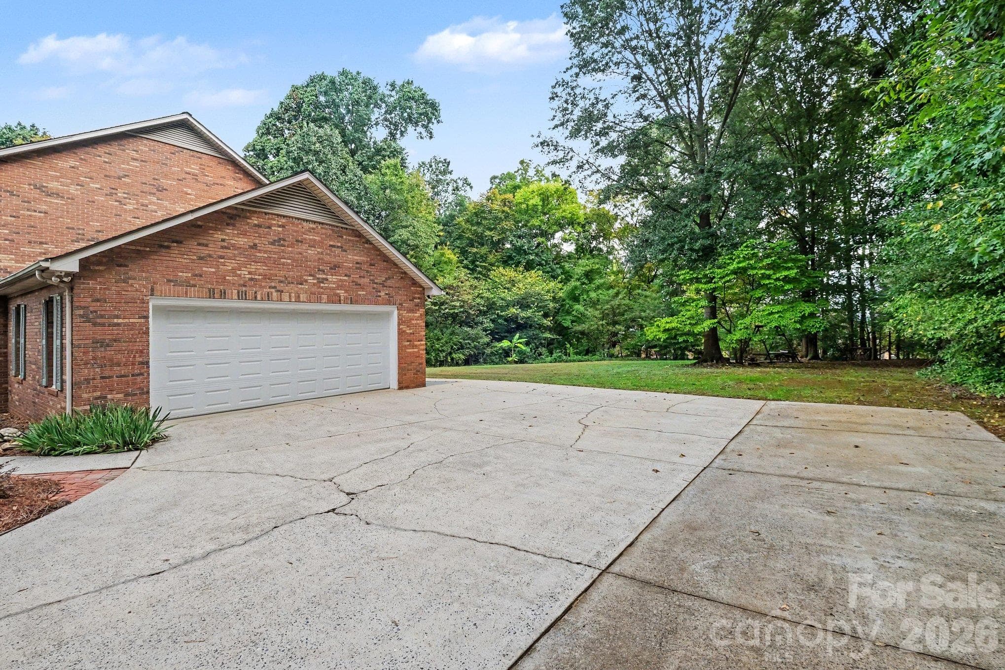 Single Family Residence at 1312 Bennington Drive NW, Concord, photo 34 of 38