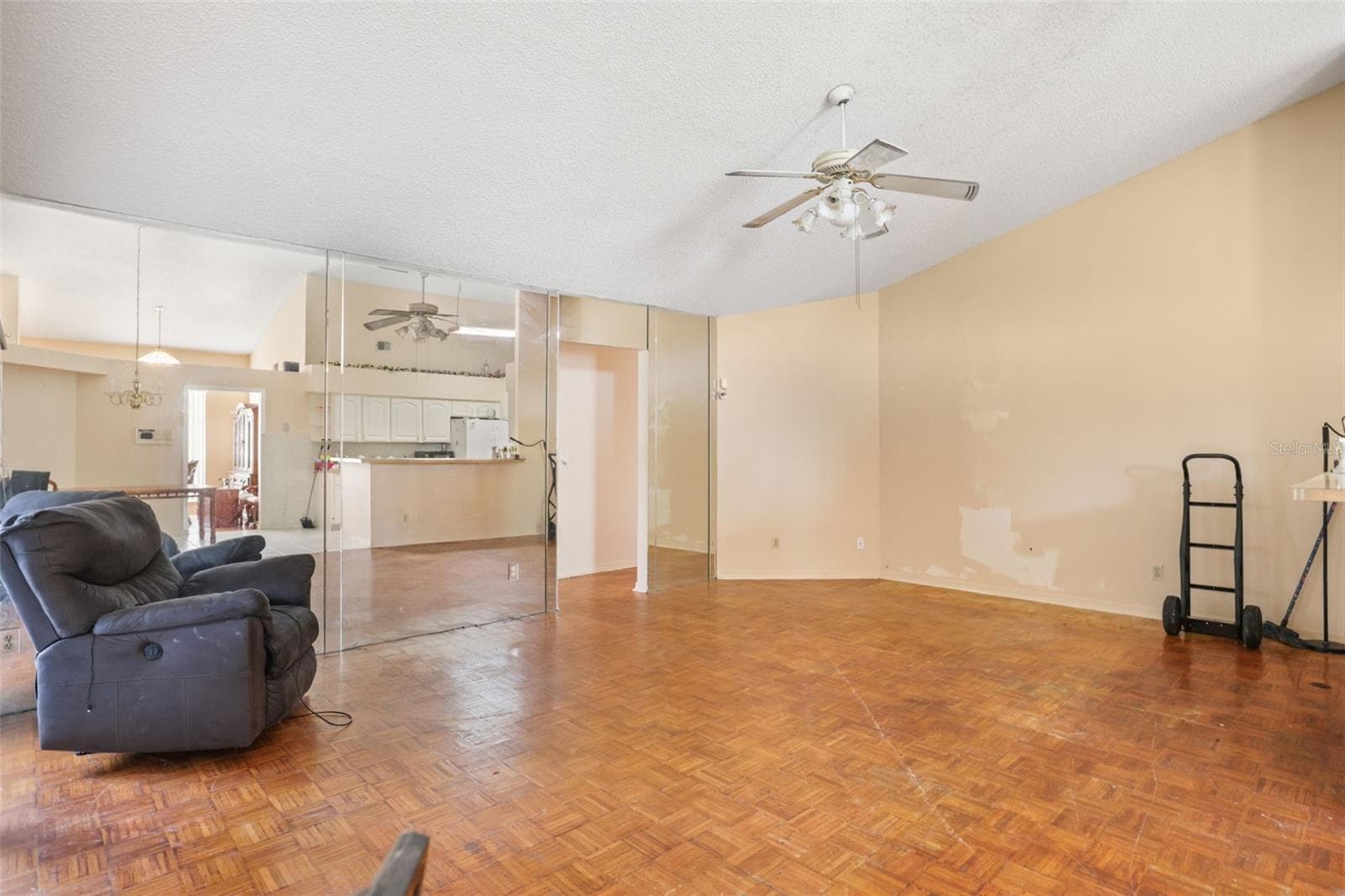 Single Family Residence at 12547 WESTHOPE DR, ORLANDO, photo 5 of 38