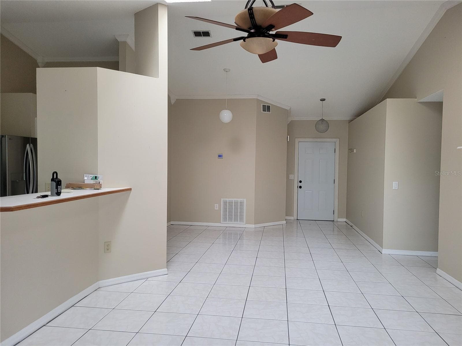 Single Family Residence at 2870 IDLEWEISE DR, DELTONA, photo 3 of 20