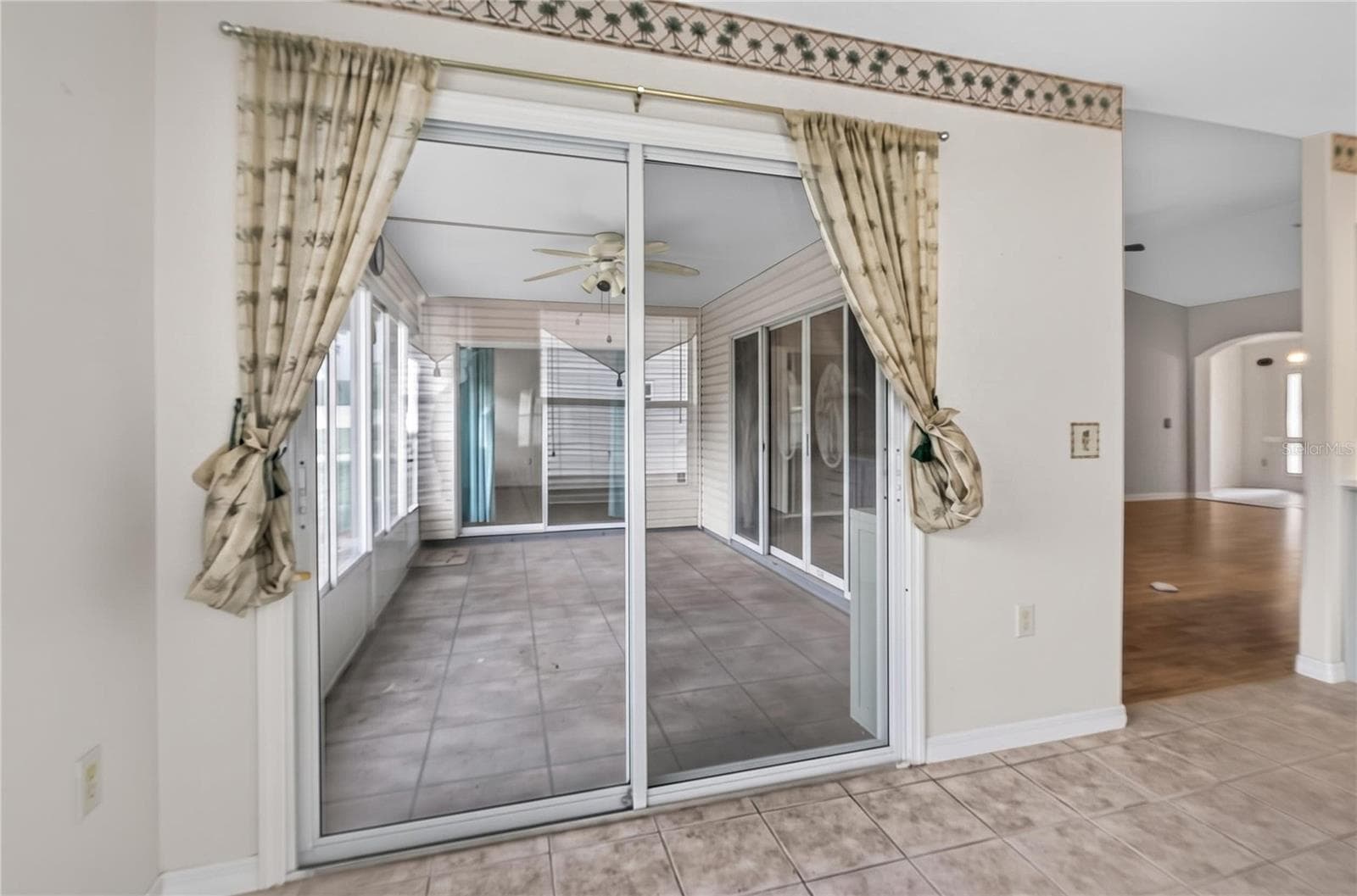 Single Family Residence at 1145 EAGLES LNDG, LEESBURG, photo 23 of 43