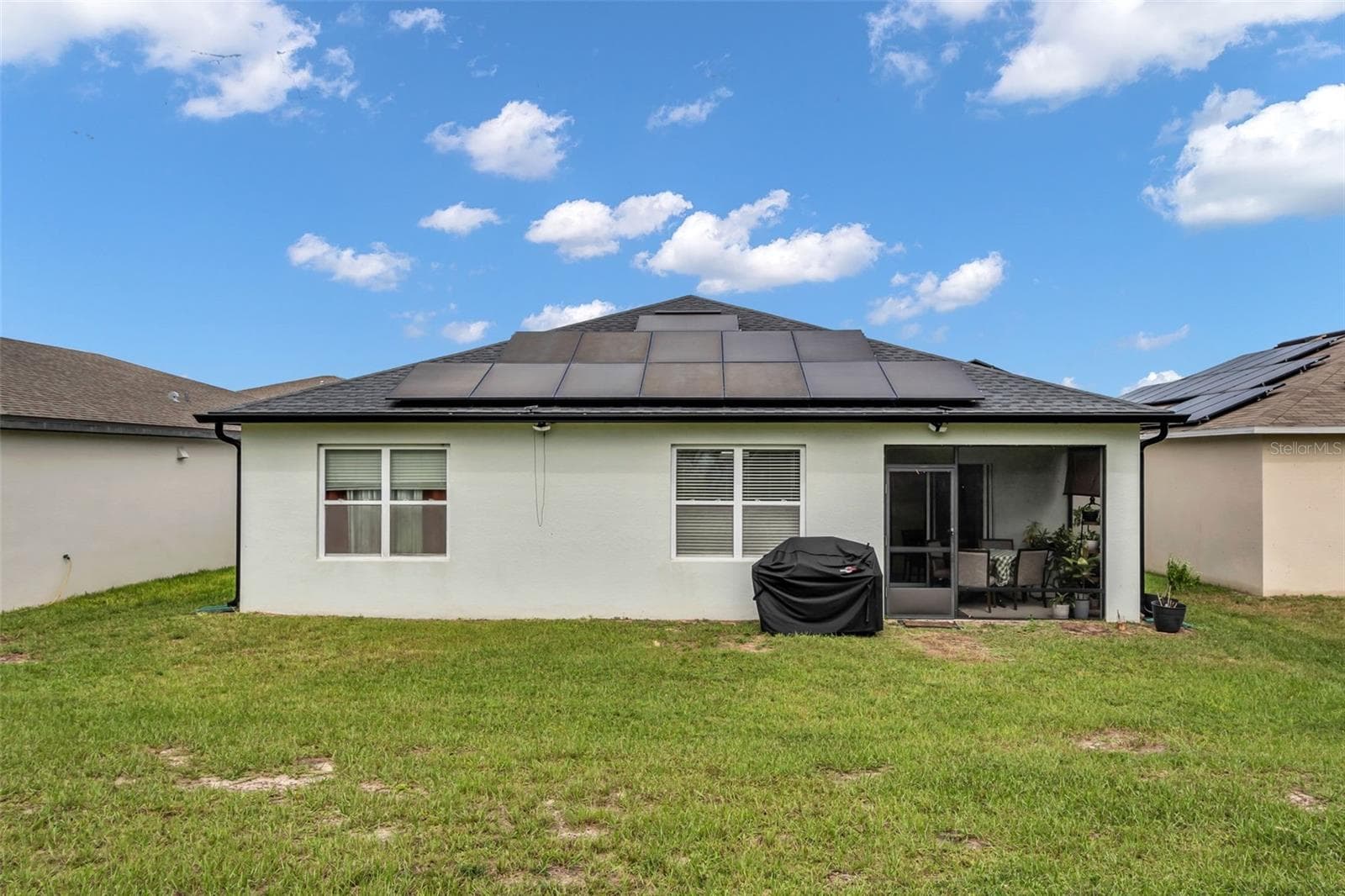 Single Family Residence at 988 CAMBRIDGE DR, WINTER HAVEN, photo 15 of 27