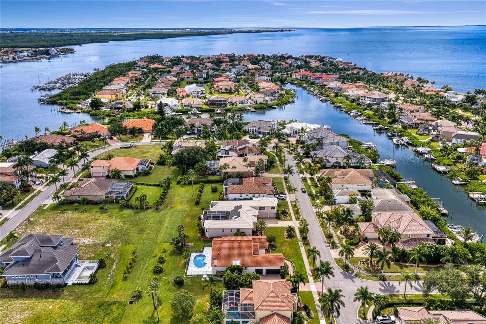 Single Family Residence at 6402 RUBIA CIR, APOLLO BEACH, photo 70 of 86