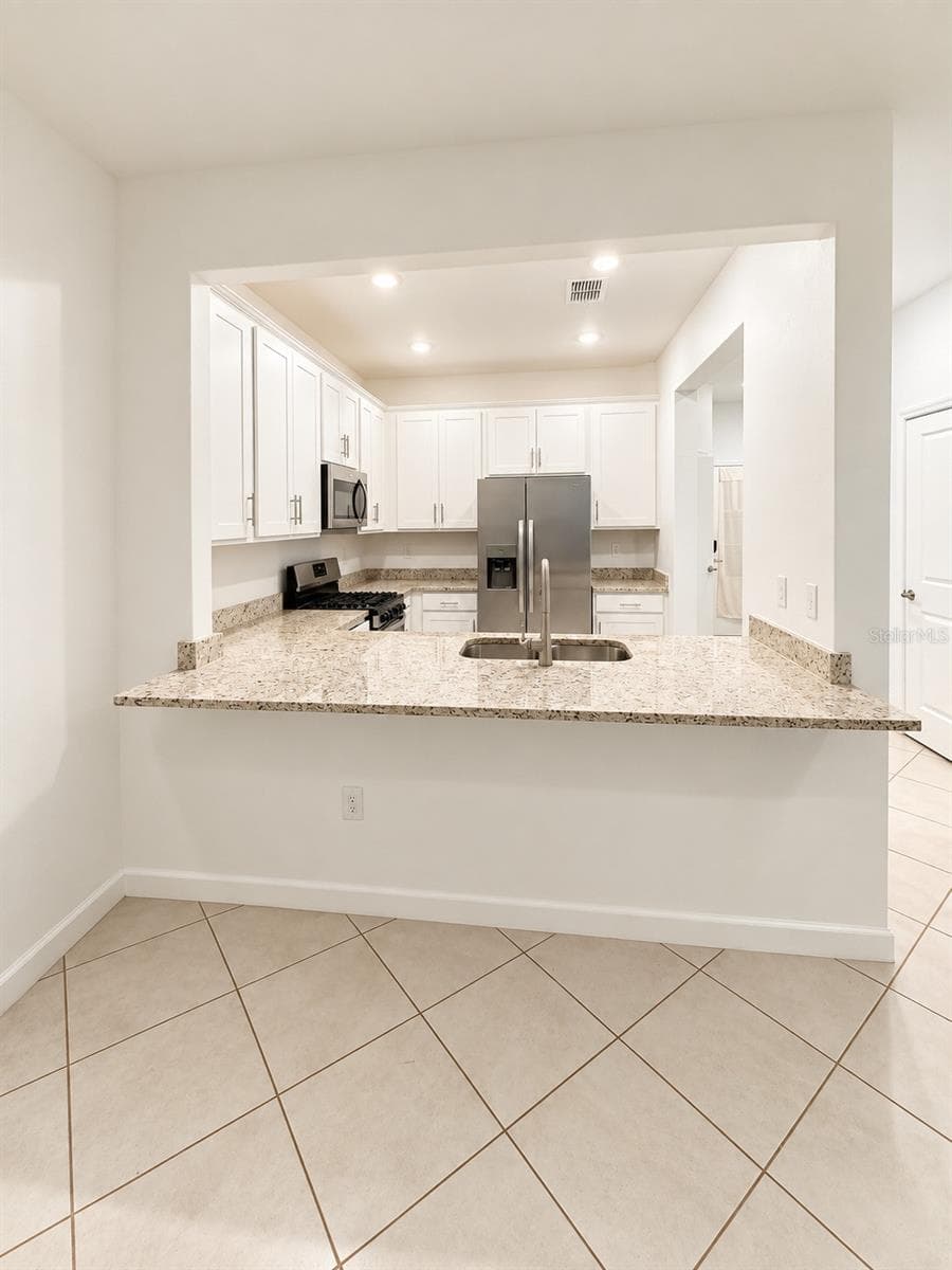 Townhouse at 15263 SUNNY DAY DR, BRADENTON, photo 5 of 20