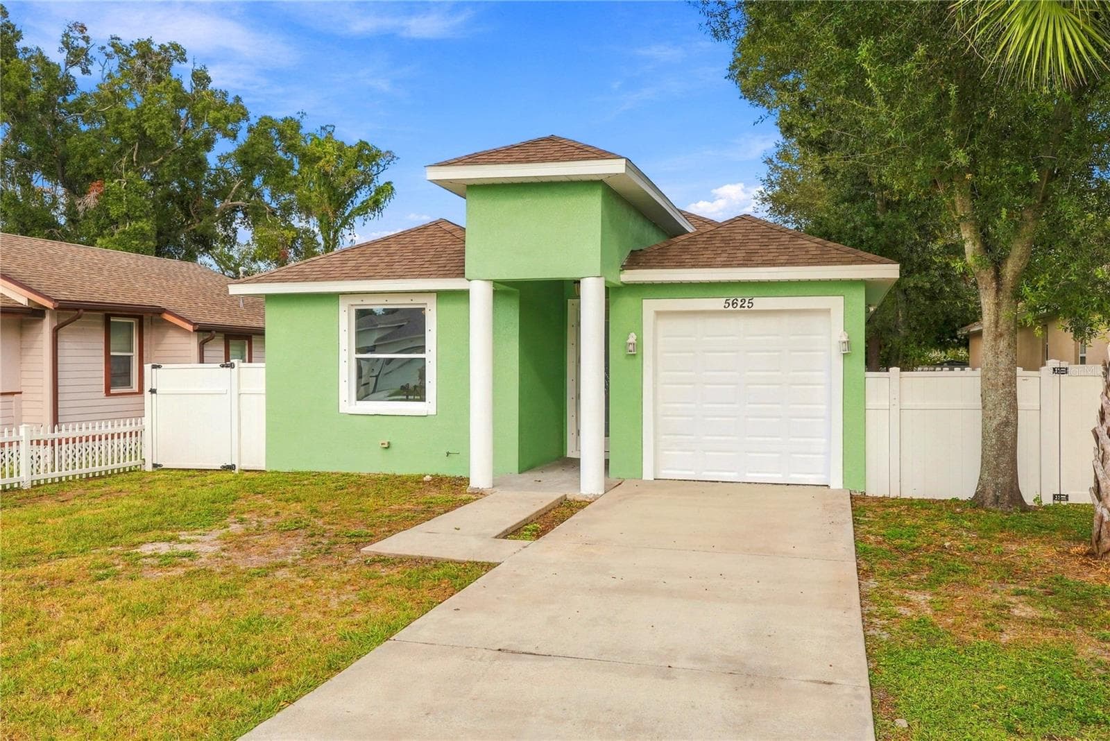 Single Family Residence at 5625 35TH WAY N, ST PETERSBURG, photo 2 of 34