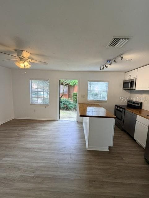 Condominium at 1523 CATHERINE ST #21, ORLANDO, photo 8 of 17