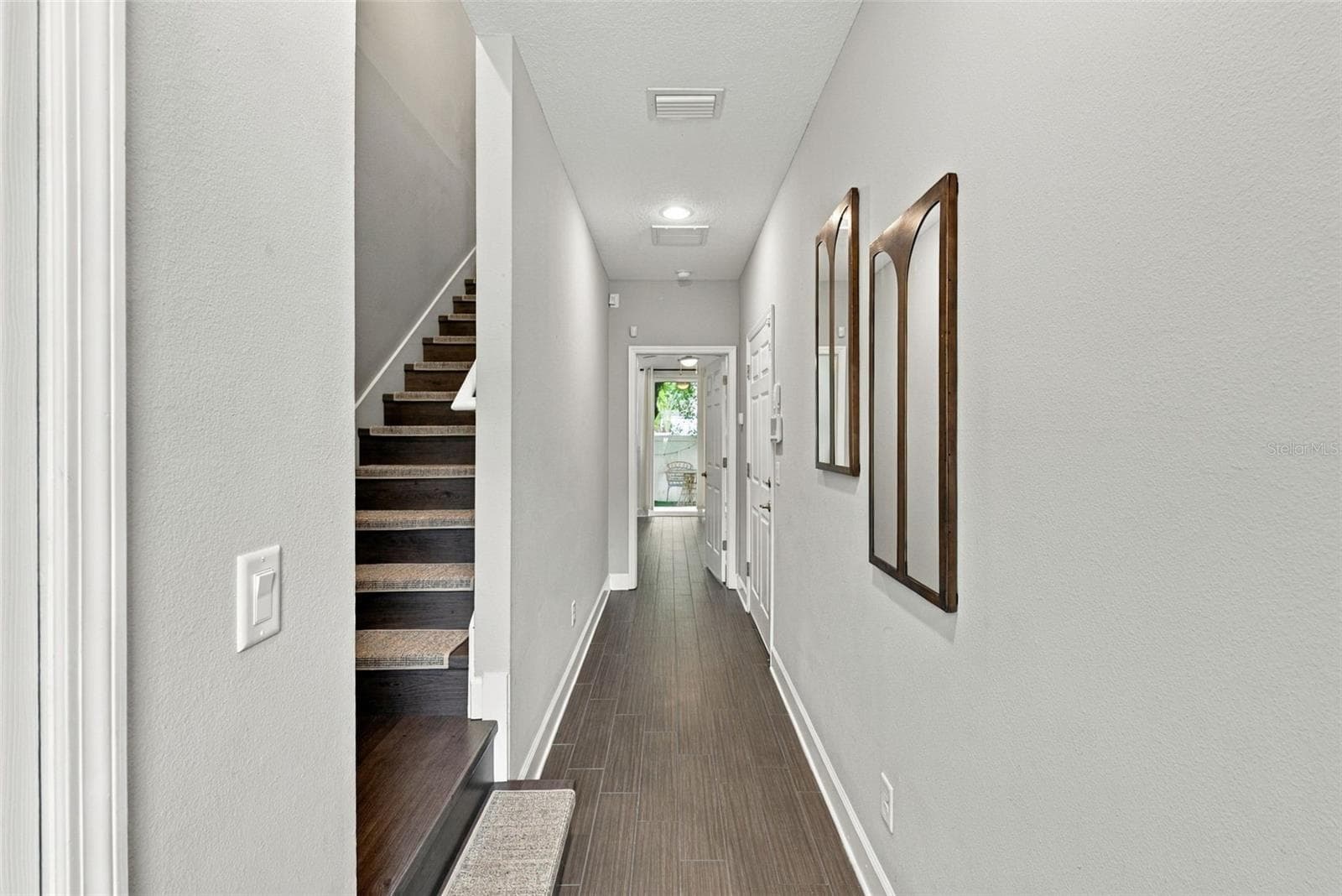 Townhouse at 3226 W HORATIO ST, TAMPA, photo 2 of 34