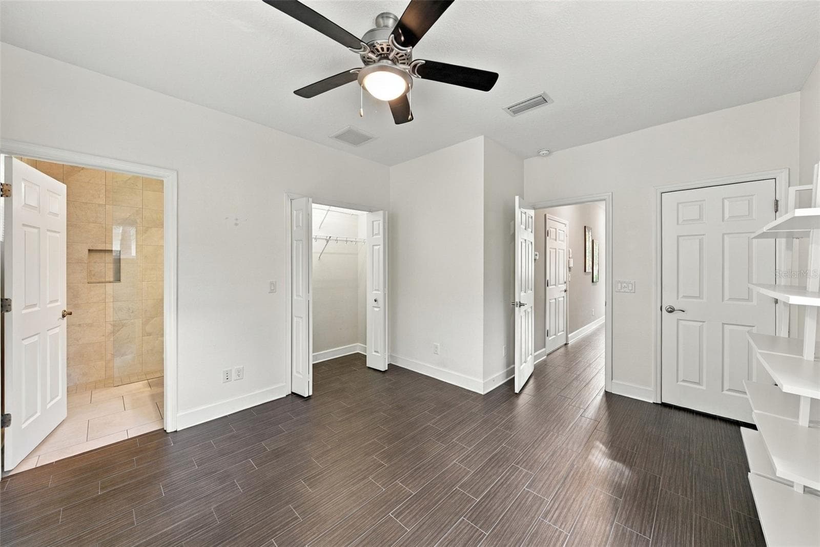 Townhouse at 3226 W HORATIO ST, TAMPA, photo 4 of 34